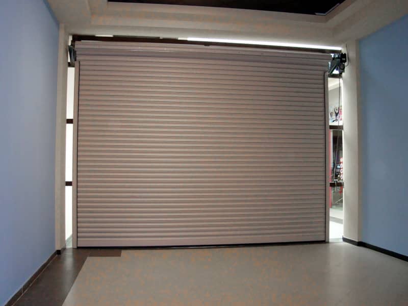 Роллетные ворота DoorHan в Лисках с установкой