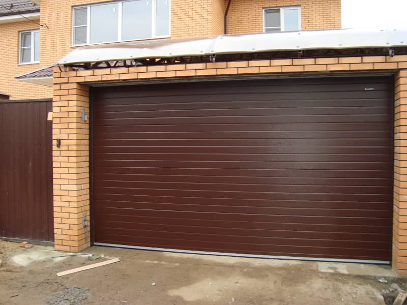 Секционные ворота DoorHan в Лисках с установкой