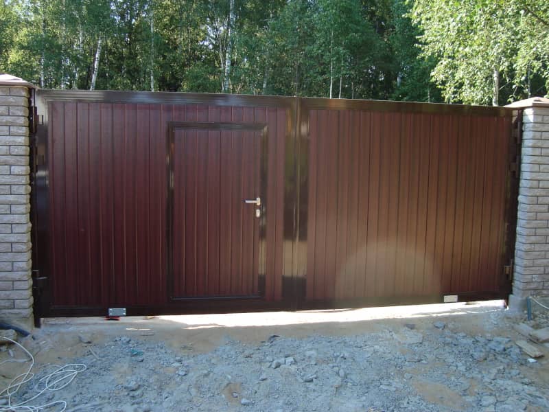 Уличные ворота DoorHan в Лисках с установкой